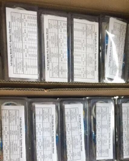 LC συζευκτήρας 0.9mm οπτικών ινών UPC 1*2 FBT θραύστης οπτικής ίνας 1m