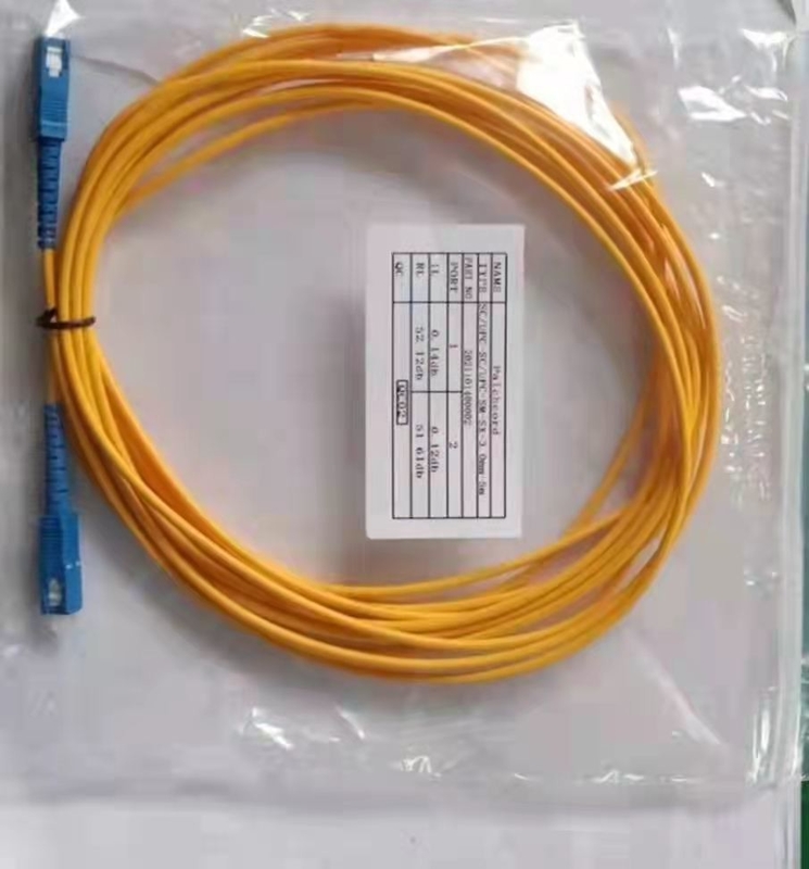 μονοκατευθυντική Singlemode διάμετρος Sc UPC 3.0mm σκοινιού μπαλωμάτων οπτικών ινών PVC 5m